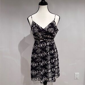 Staring at Stars Tropical Flowy Mini Dress with Spaghetti Straps Size 0